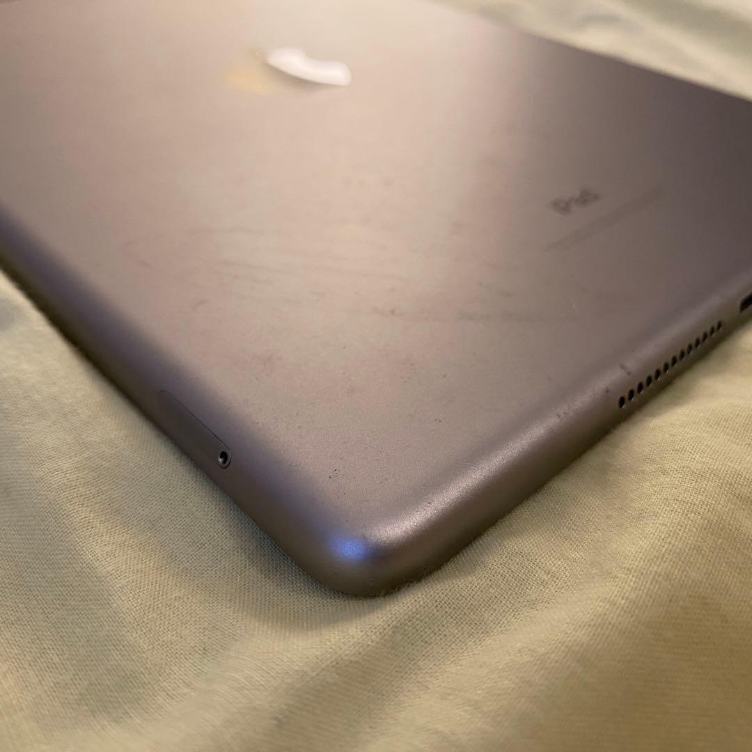 iPad 第6世代 128GB Wi-Fi モデル 美品 動作確認済