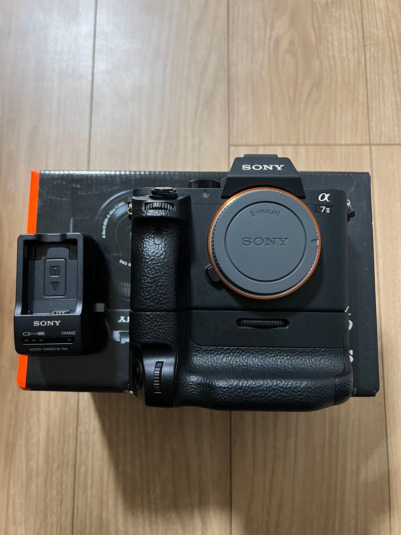 SONY α7II ILCE-7M2 & 縦位置グリップ　VG-C2EM
