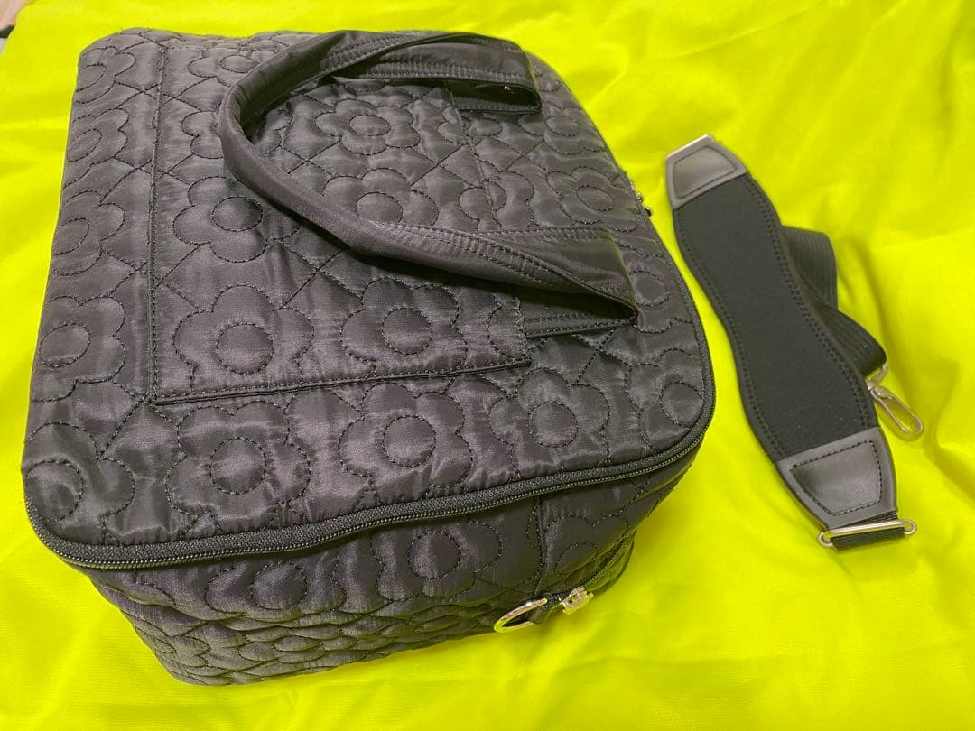 マリークワント　キルティング2wayボストンバック