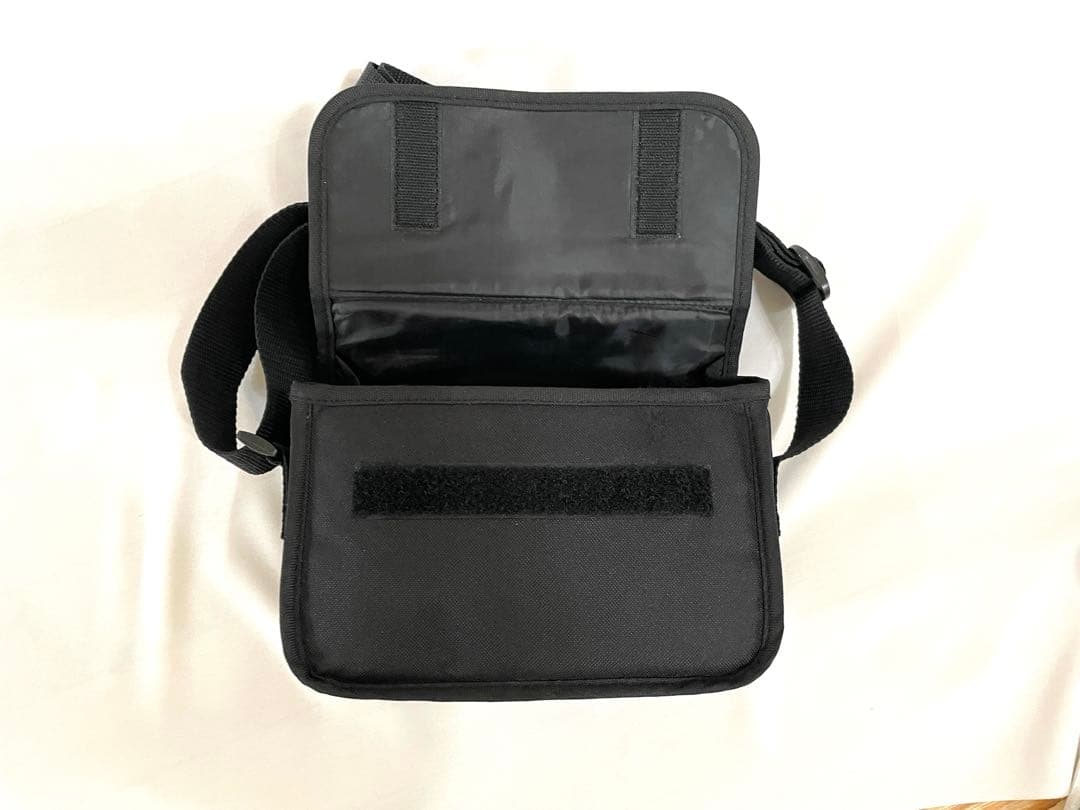 【美品】Canon EOS M10 ダブルズームレンズキット