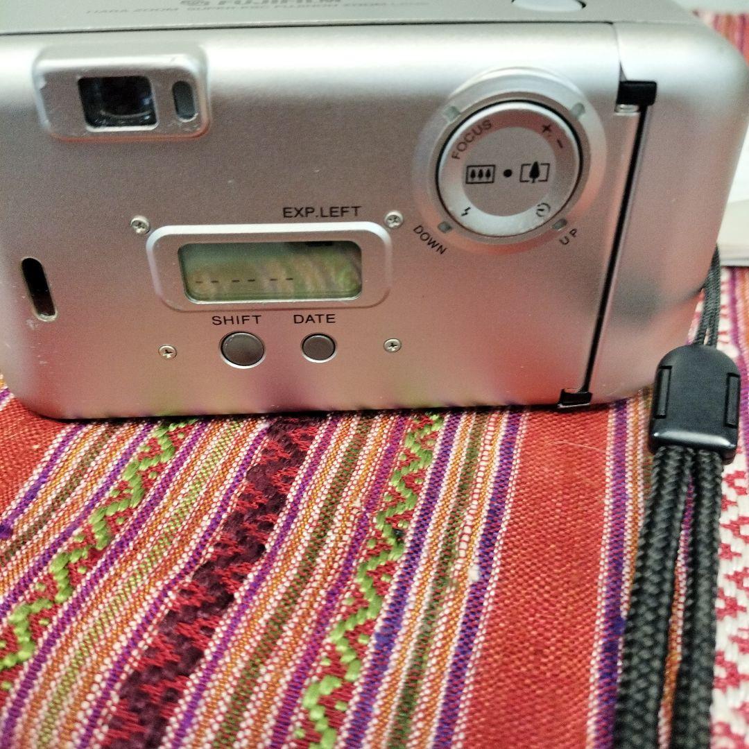 FUJIFILM 富士フイルム TIARA ZOOM コンパクトフィルムカメラ
