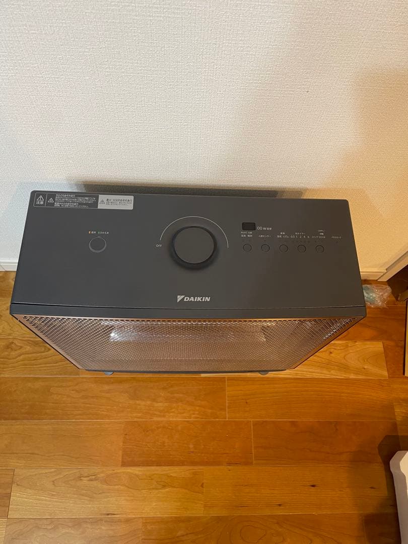 【美品】ダイキン 遠赤外線暖房機 ハイブリッドセラムヒート2026年モデル
