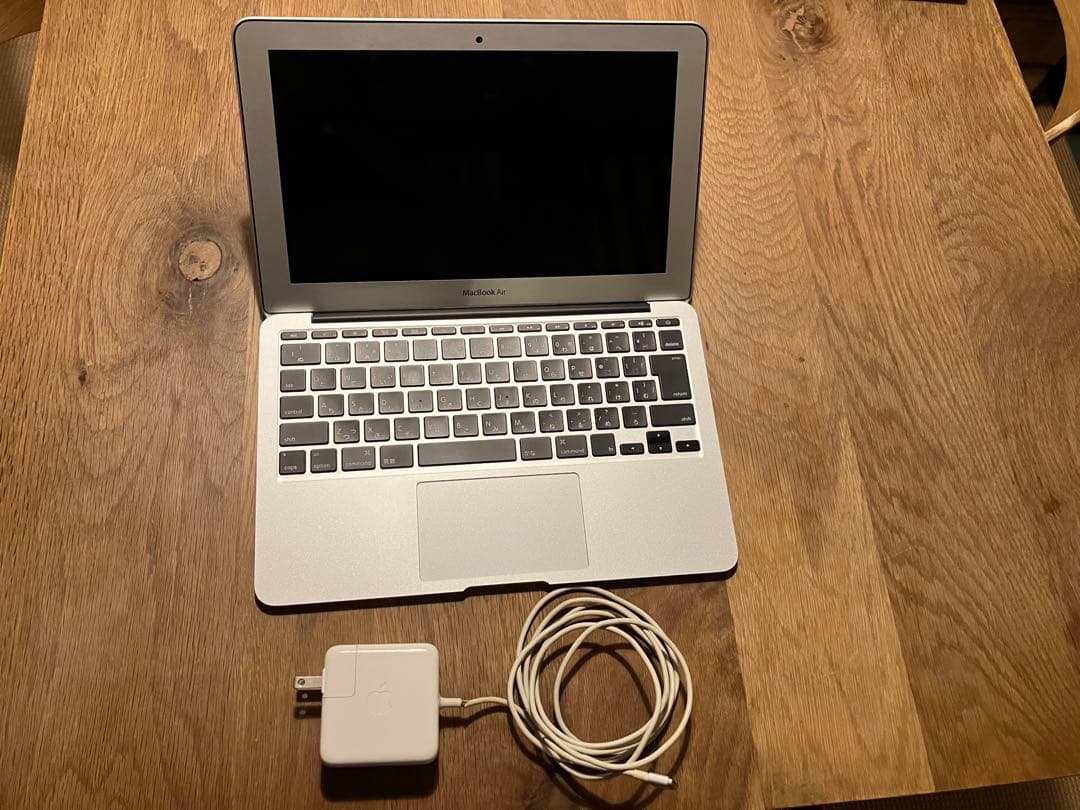 MacBook Air 11インチ Early 2014