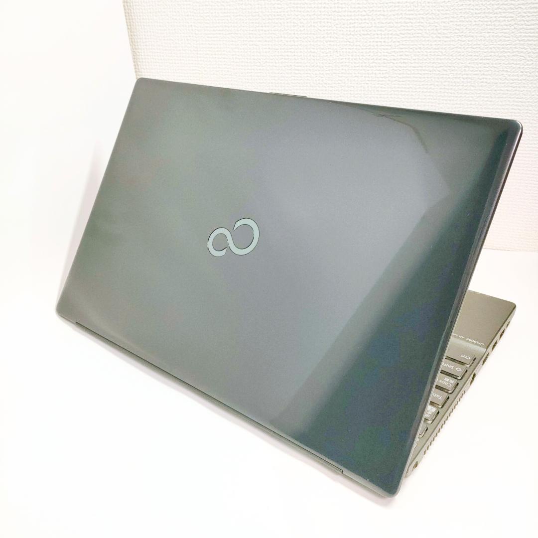 16GB✨️第8世代i7/SSD512G/Win11/富士通ノートパソコン/仕事