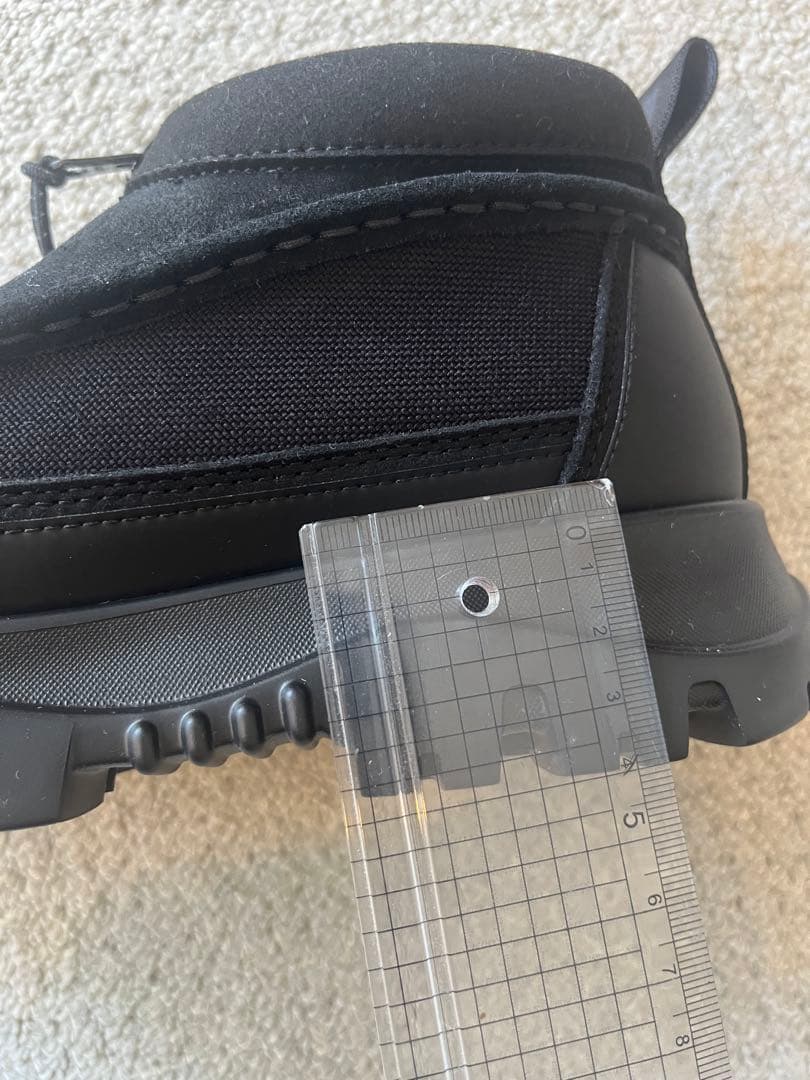 ブラックスエードジップモカシン