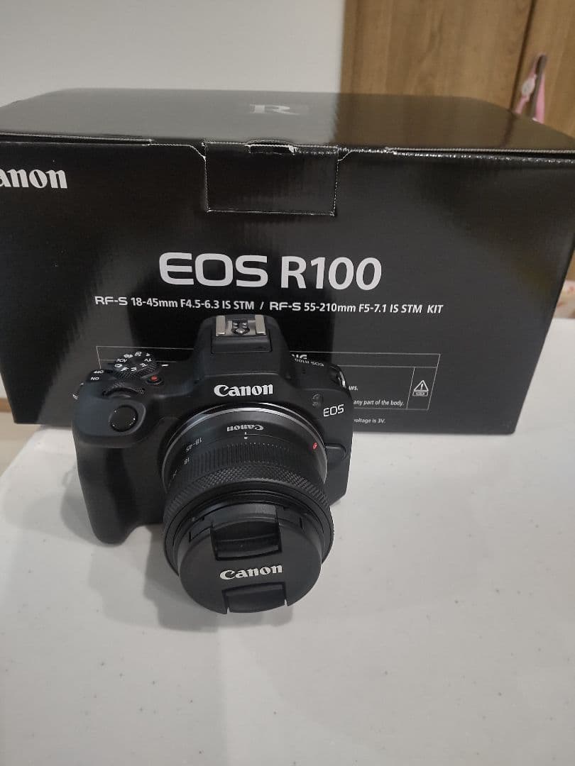 専用　美品 eos r100 18 45mm レンズキット
