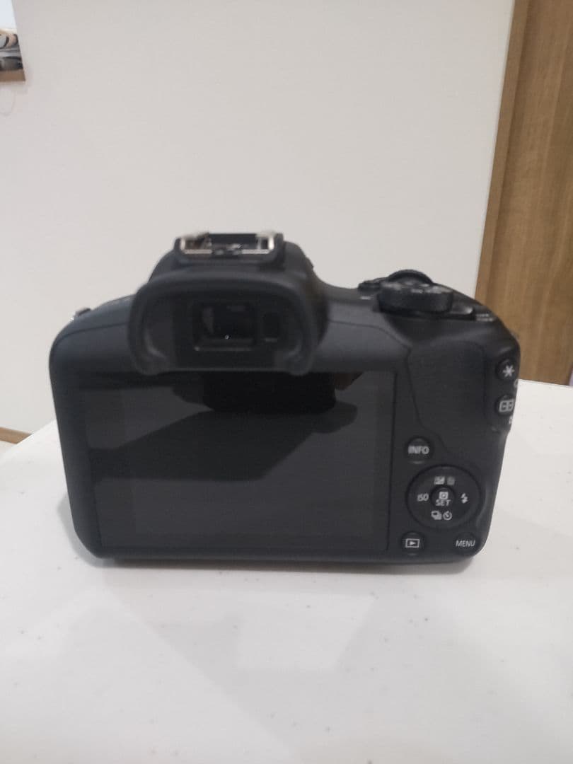 専用　美品 eos r100 18 45mm レンズキット