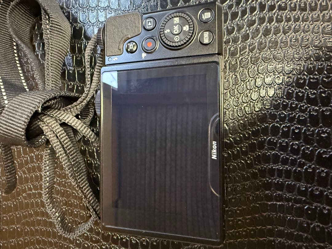 デジタルカメラ Nikon COOLPIX A900 35x 4K