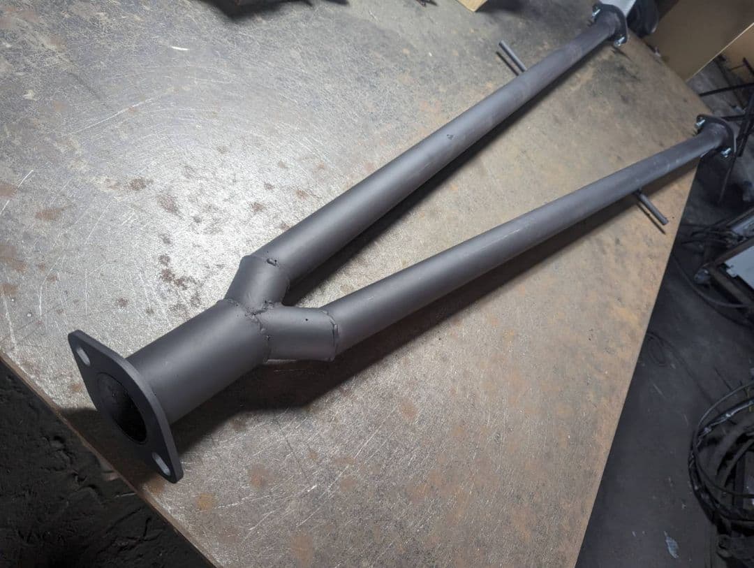 V37スカイライン！オリジナル中間ストレートマフラー！