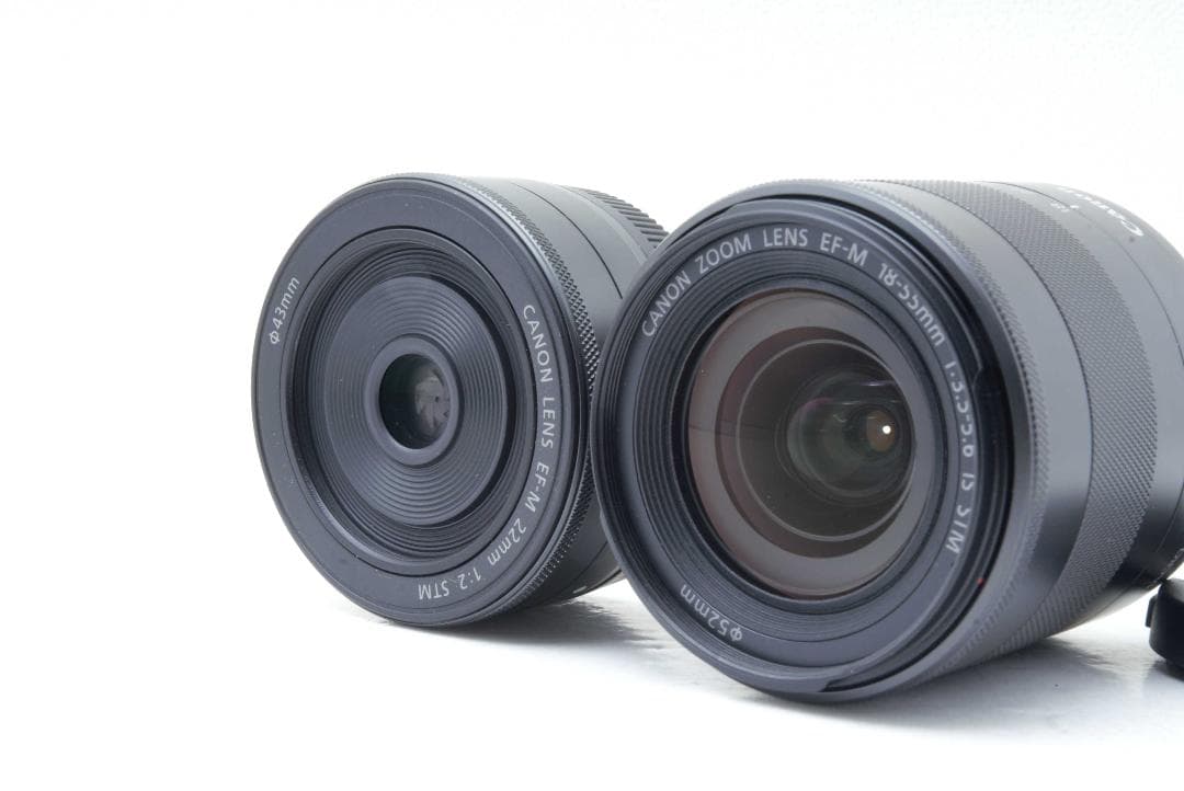 Canon EOS Mミラーレス一眼ダブルレンズキット　レッド【美品】