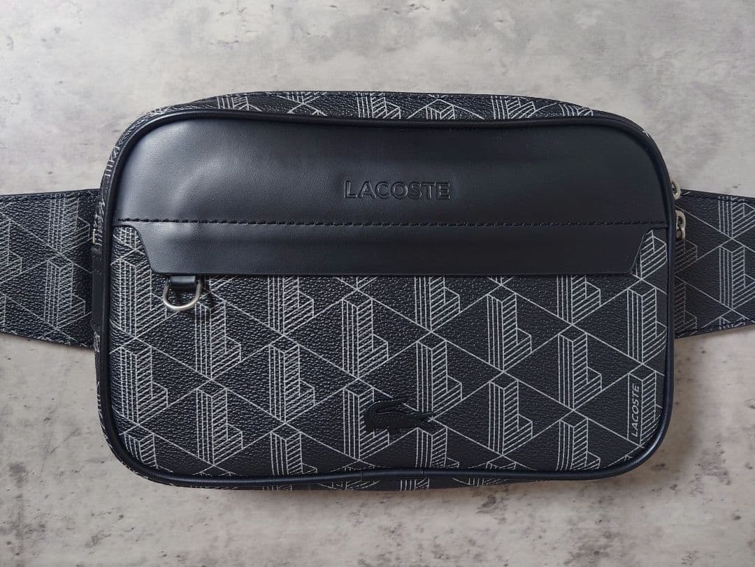 LACOSTE ラコステ ザ ブレンド モノグラム ボディバッグ