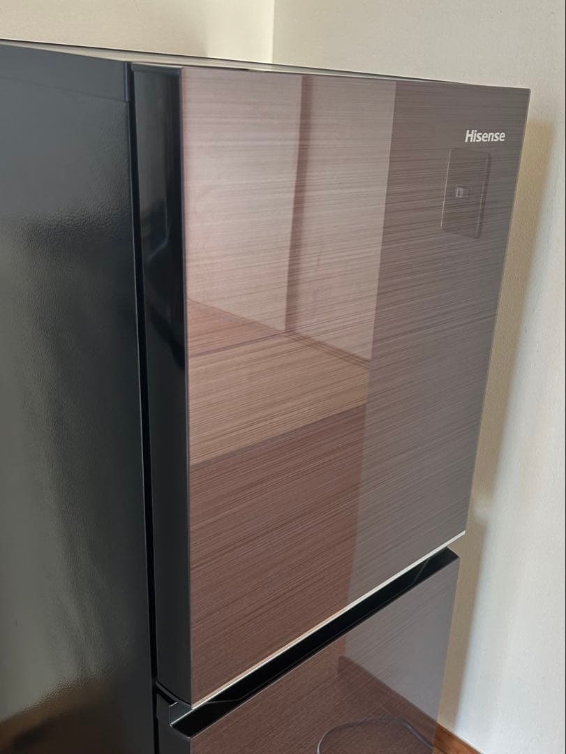 ハイセンス　冷蔵庫　2ドア　右開き　135 L ダークブラウン