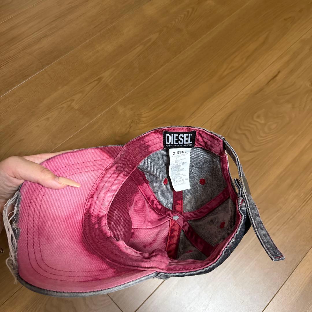 DIESEL ダメージデニムキャップ