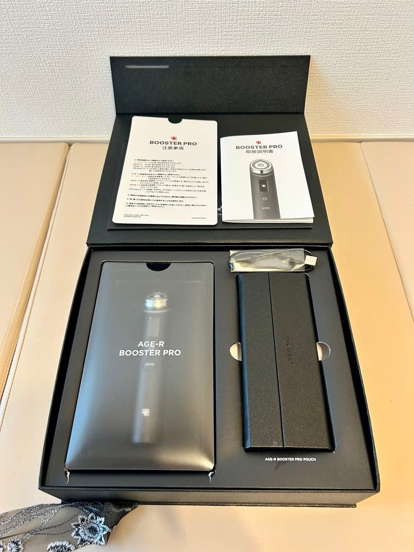 【美品】 AGE-R ブースタープロ 美顔器 メディキューブ　BOX付