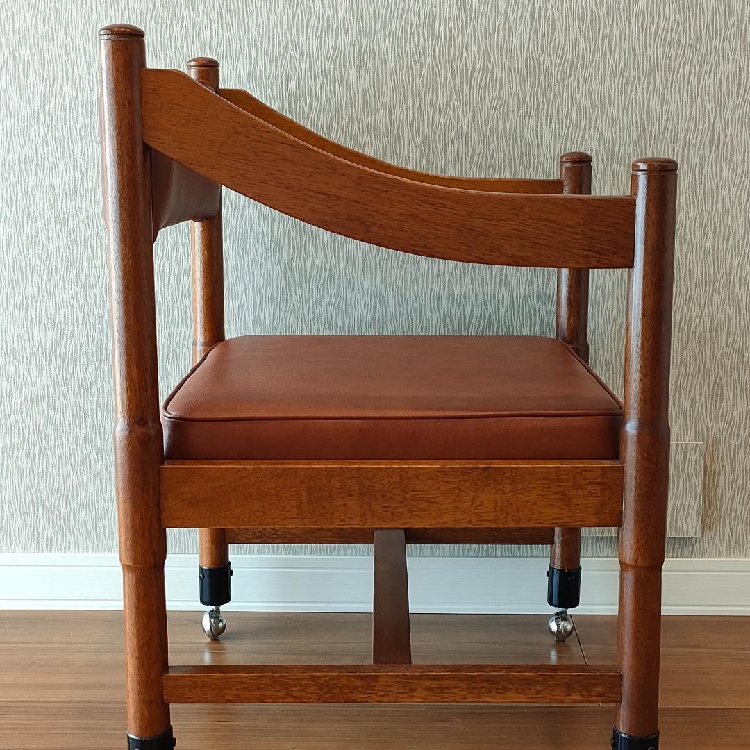 〈美品〉ヴィンテージ　アームチェア　キャスター付き　ダイニング