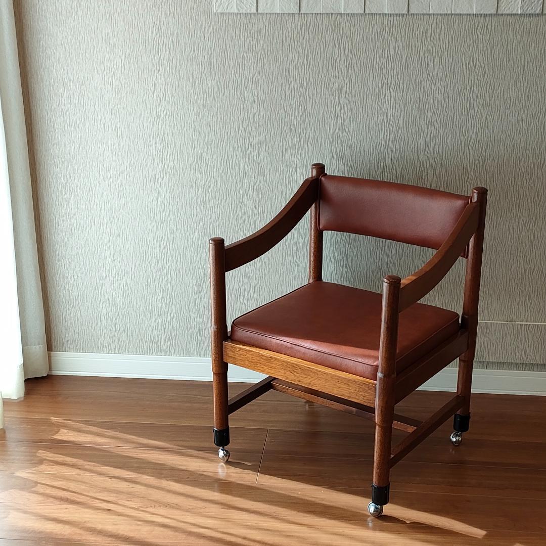 〈美品〉ヴィンテージ　アームチェア　キャスター付き　ダイニング