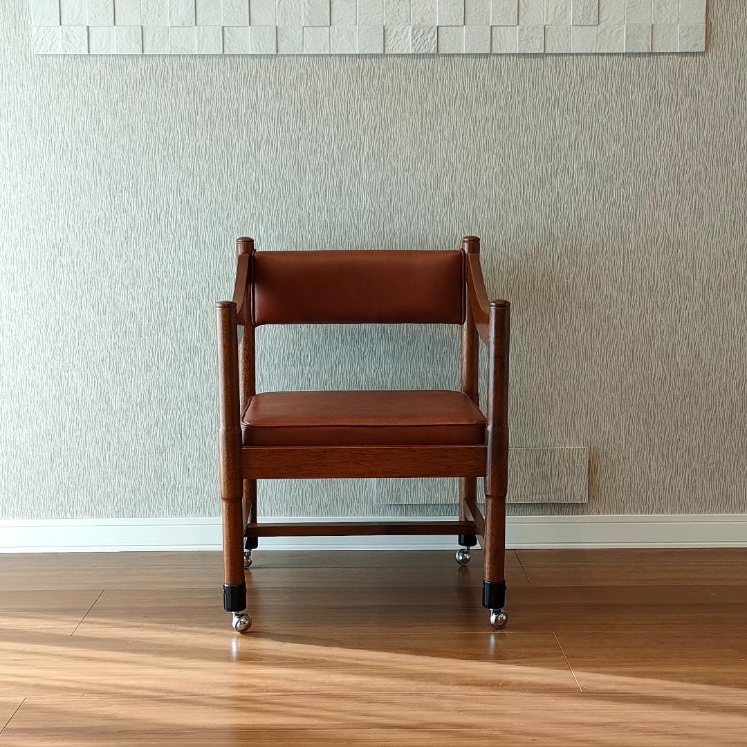 〈美品〉ヴィンテージ　アームチェア　キャスター付き　ダイニング