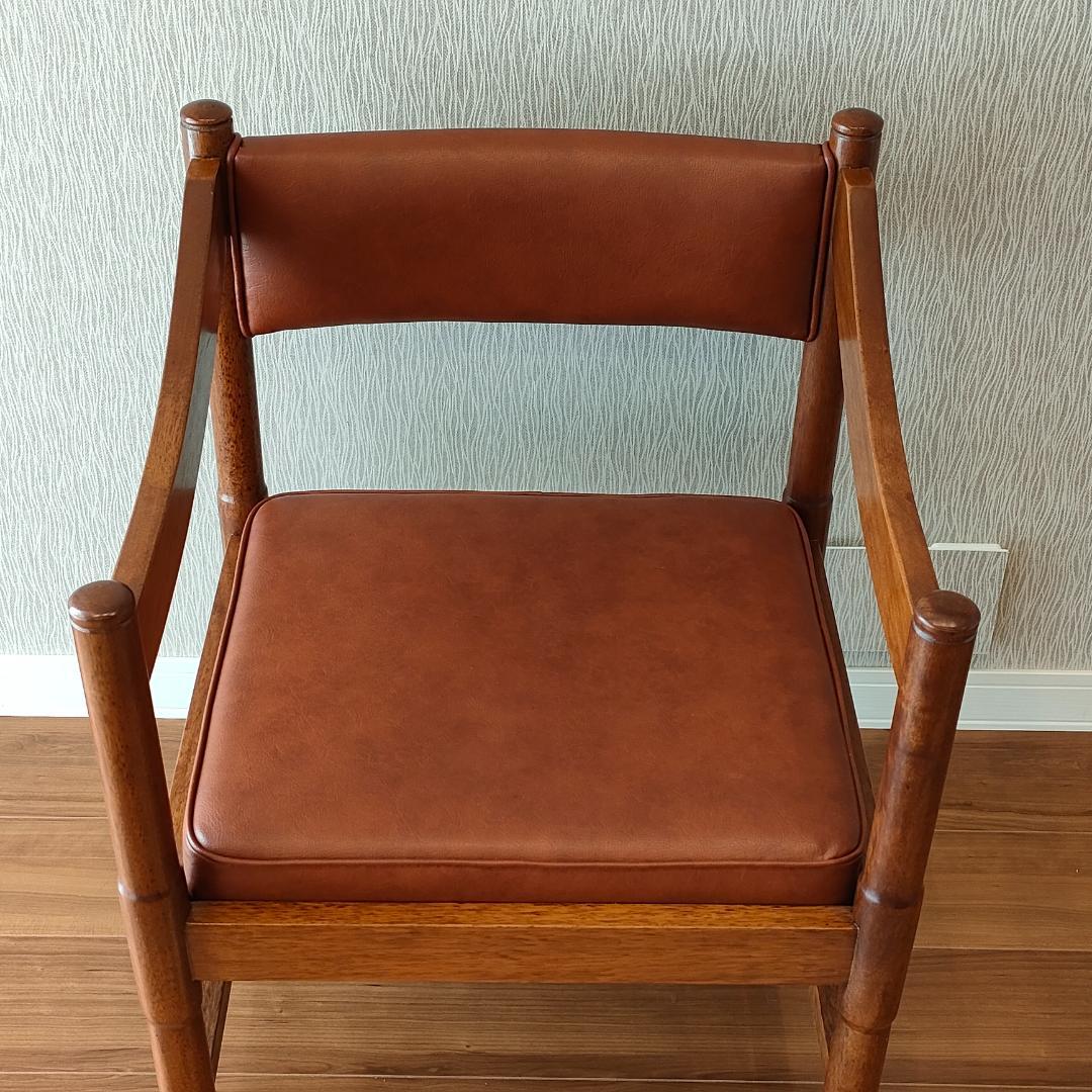 〈美品〉ヴィンテージ　アームチェア　キャスター付き　ダイニング