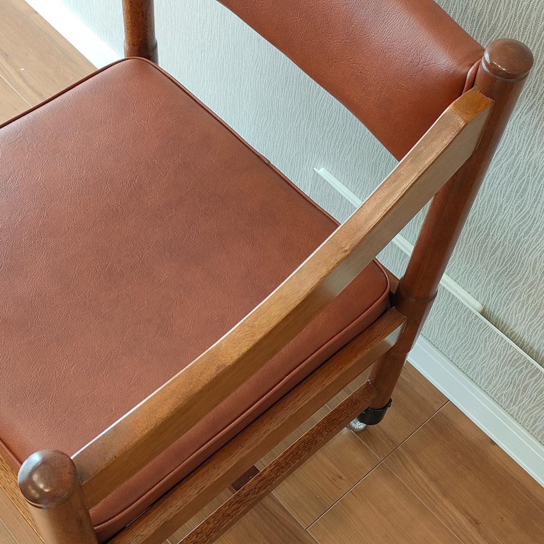 〈美品〉ヴィンテージ　アームチェア　キャスター付き　ダイニング