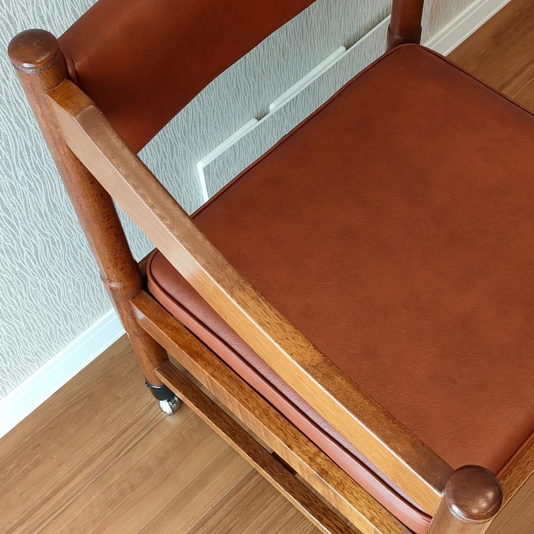 〈美品〉ヴィンテージ　アームチェア　キャスター付き　ダイニング