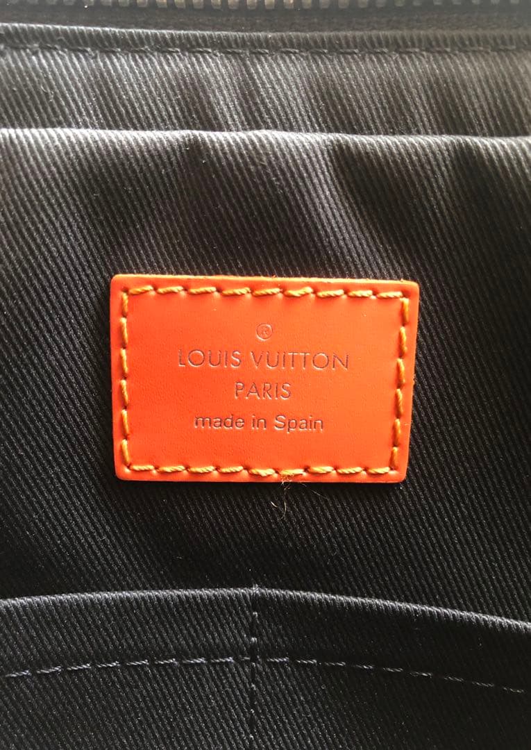 ルイヴィトン メッセンジャーバッグ ダミエ グラフィット N40421