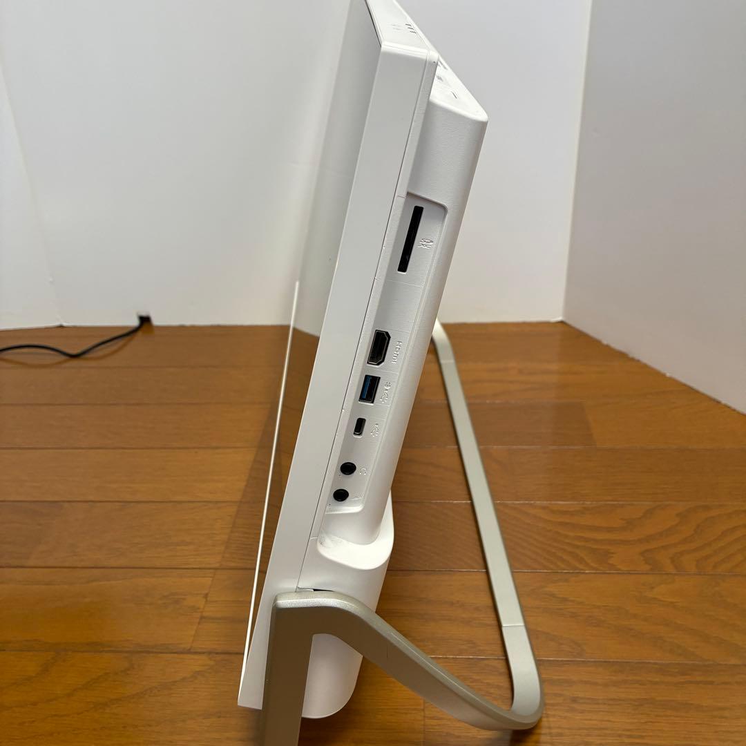 Corei7 9750H/メモリー8GB/SSD512GB FMVWD3F17