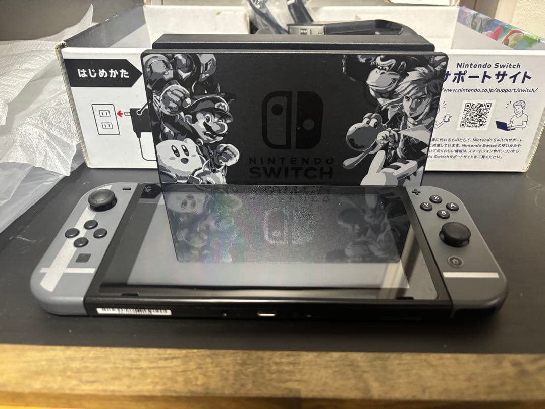 Nintendo Switch 大乱闘スマッシュブラザーズ モデル