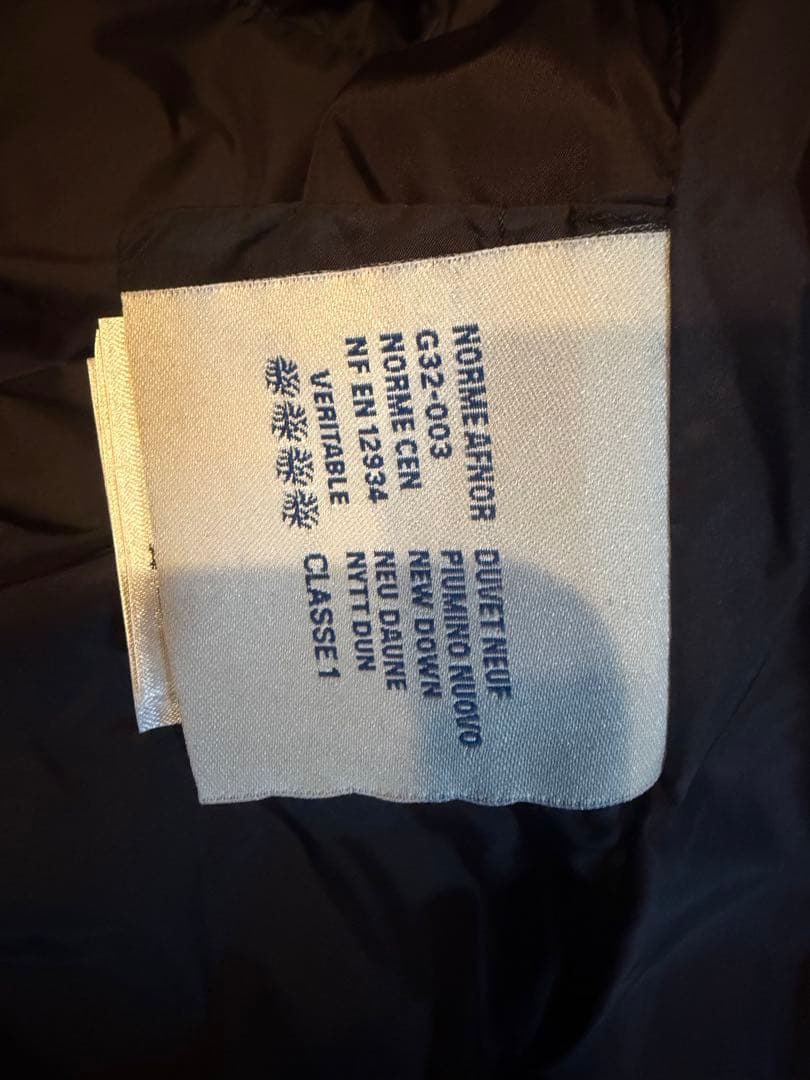 Moncler ブラック ショート丈 ダウンジャケット　希少サイズ3モンクレール