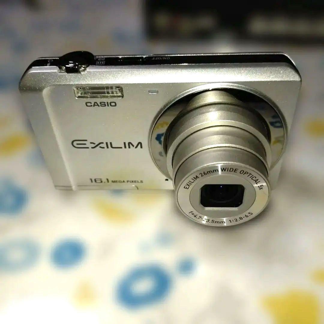 美品　カシオ デジカメ EXILIM　EX-Z28 付属品付き　匿名配送