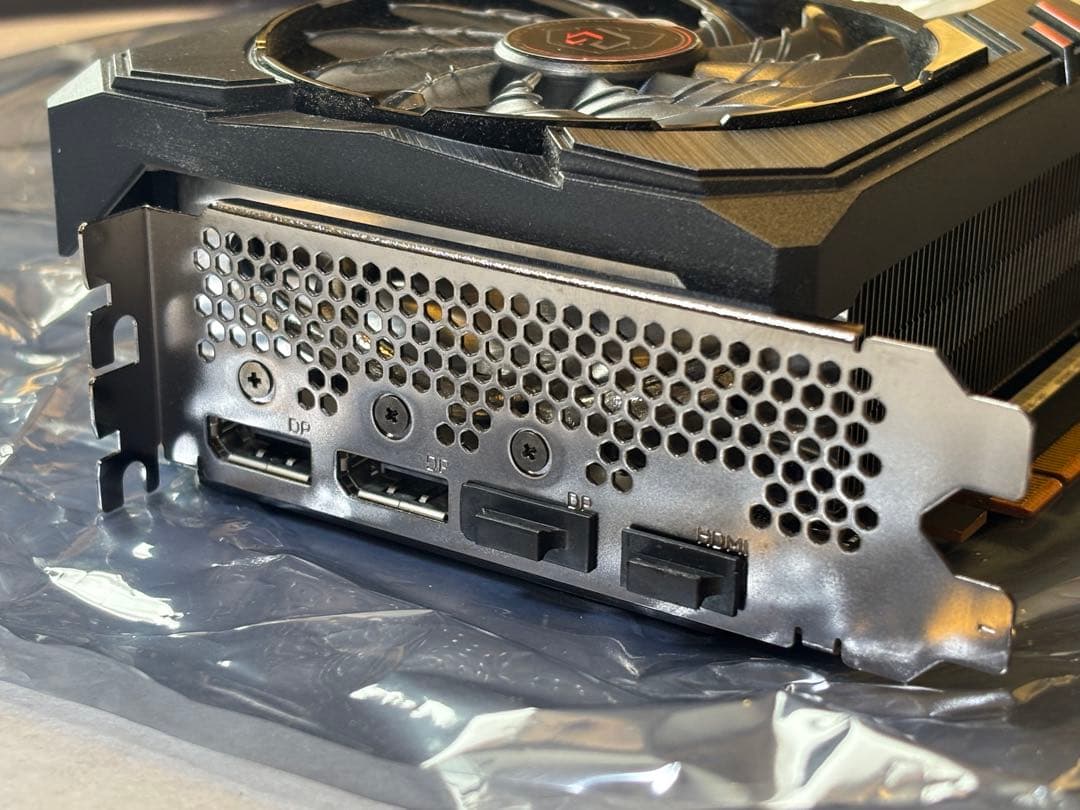 グラフィックボード・グラボ・ビデオカード ASRock Arc A770 PHANTOM GAMING D 8GB OC