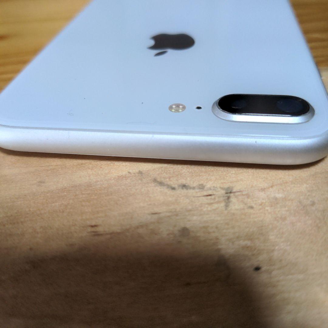 iPhone 8 Plus 64GB ホワイト