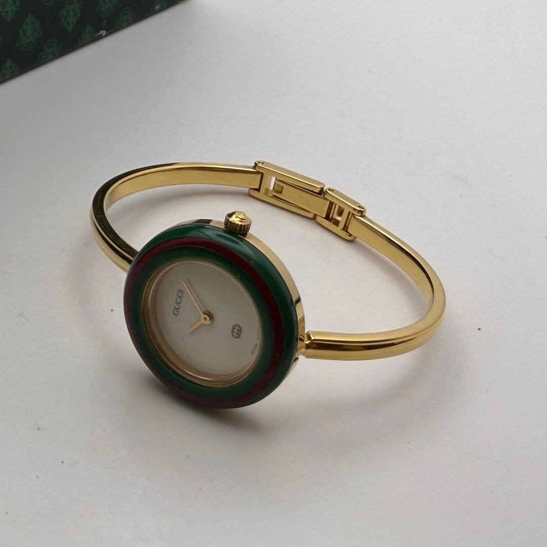 動作未確認　グッチ　チェンジベゼル　クォーツ　ベゼル11個付　美品　箱付き