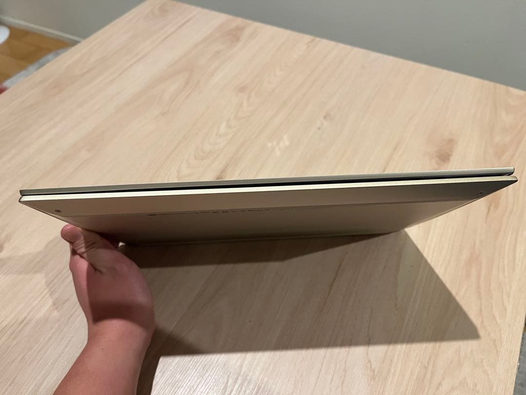 HP ENVY Windowsノートパソコン