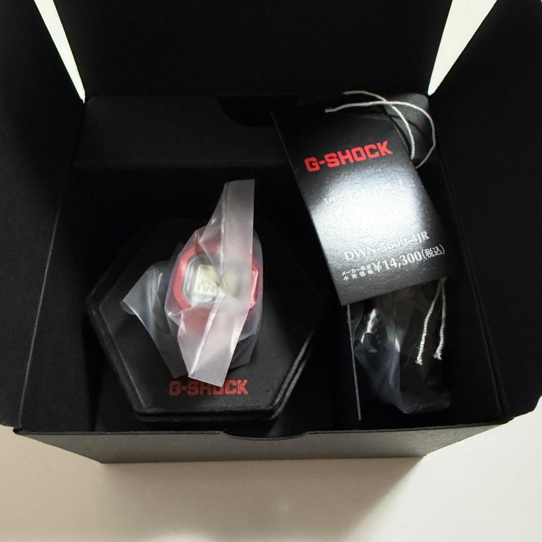新品　CASIO G-SHOCK DWN-5600-4JR レッドリングウォッチ
