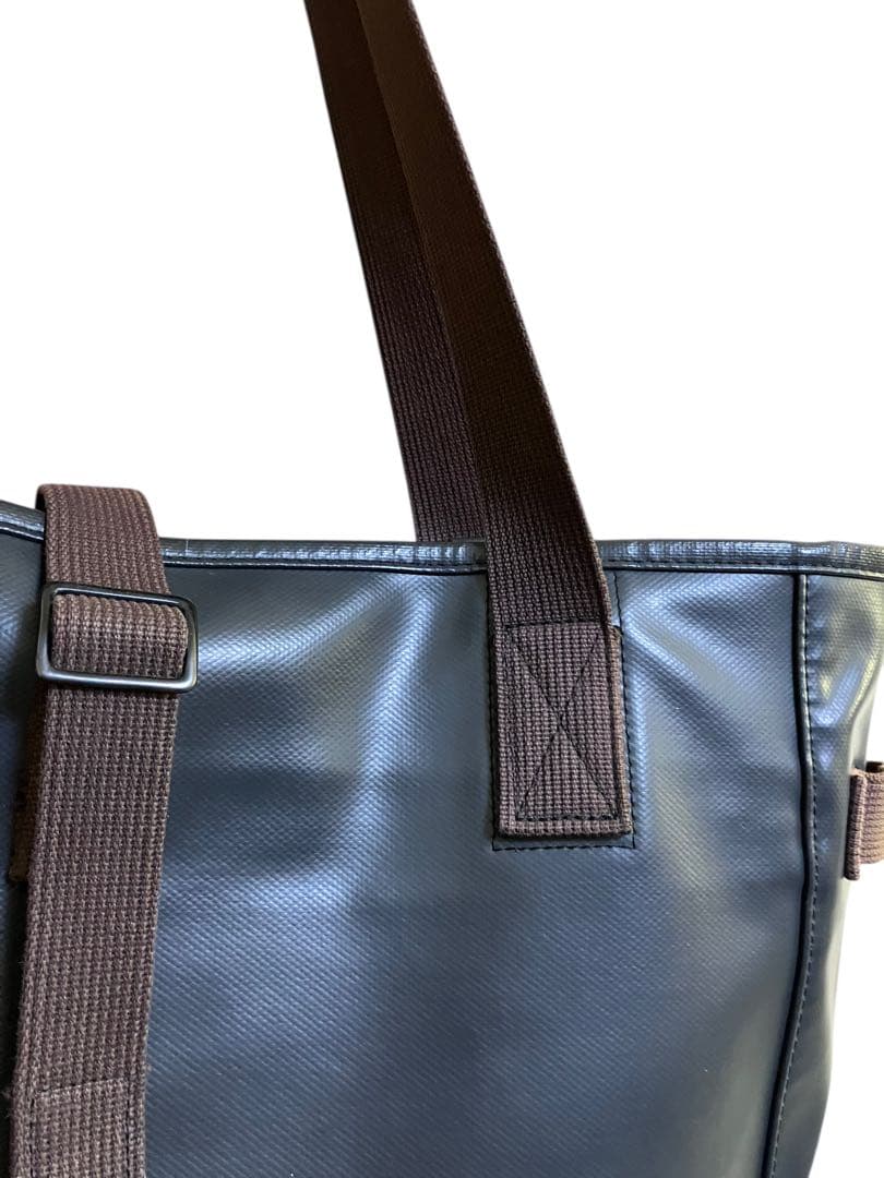 吉田カバン　ラゲッジレーベル　ライナー　赤バッテン　トートバッグ　底に小キズ