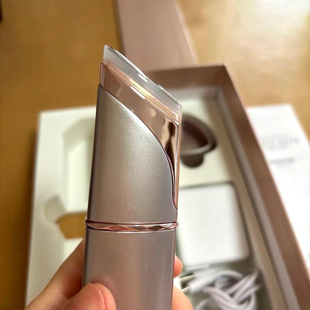 AXXZIA MATE FOR EYES 美顔器