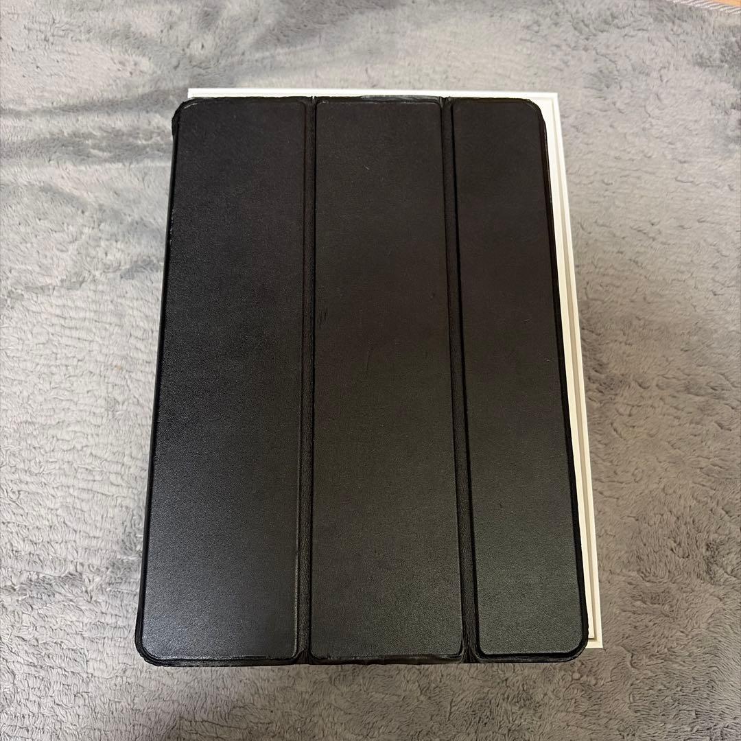 iPad 第9世代 64GB Wi-Fi [新品純正付属品とケース付]