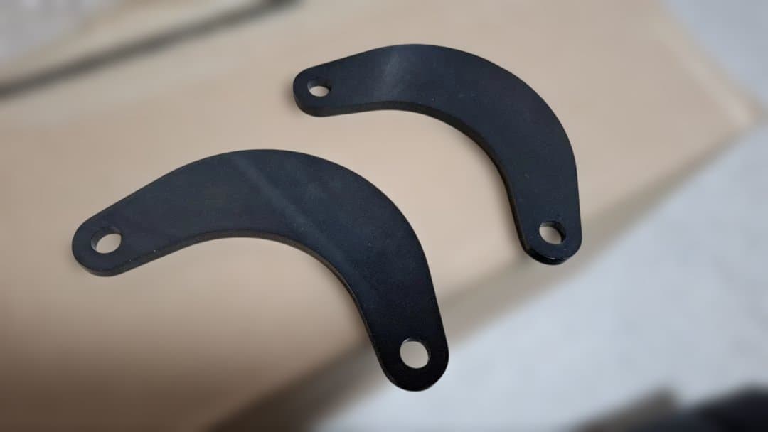 ヤマハ XSR125　ローダウンシート ローダウンキット