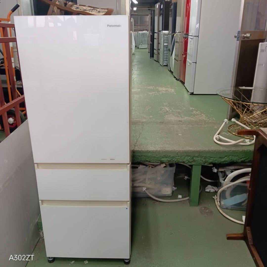 461 パナソニック　大型冷蔵庫　300L強　小型　家庭用　自動製氷　右開き