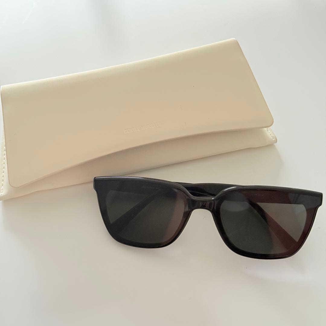 GENTLE MONSTER MONDO 01 サングラス ケース付き