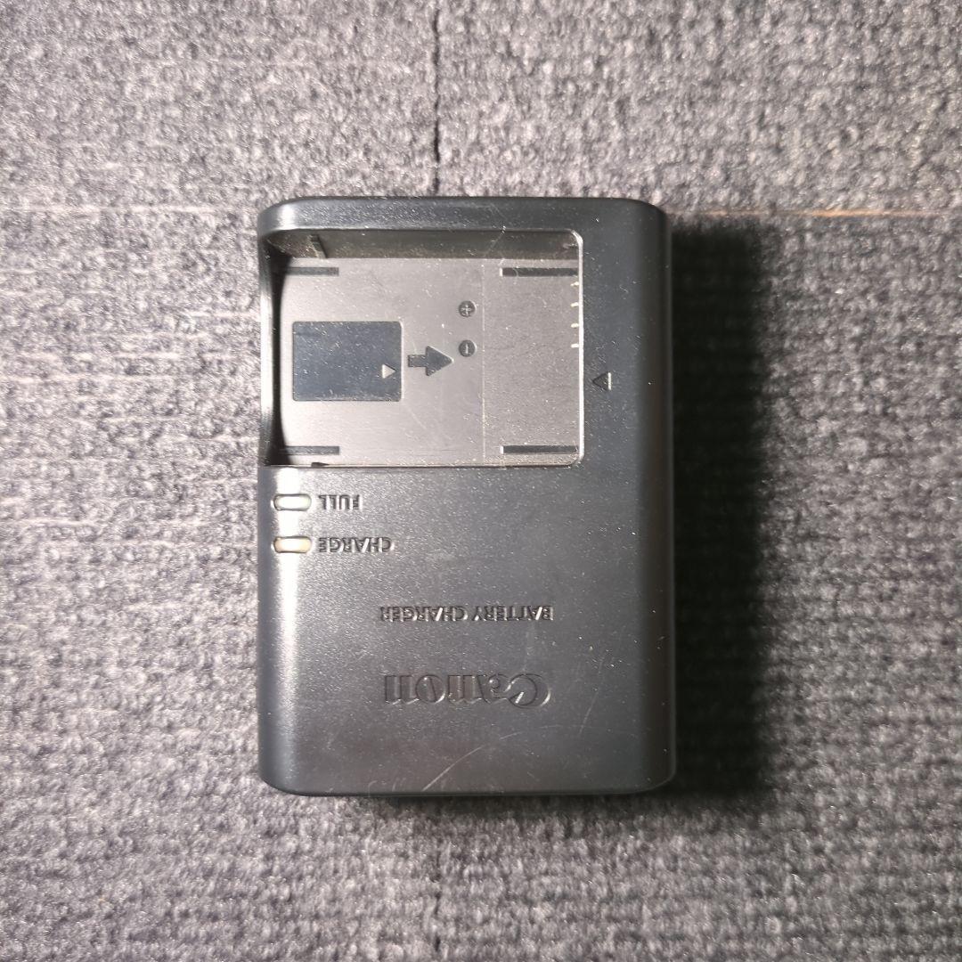 Canon EOS M ミラーレスカメラ 本体とレンズ