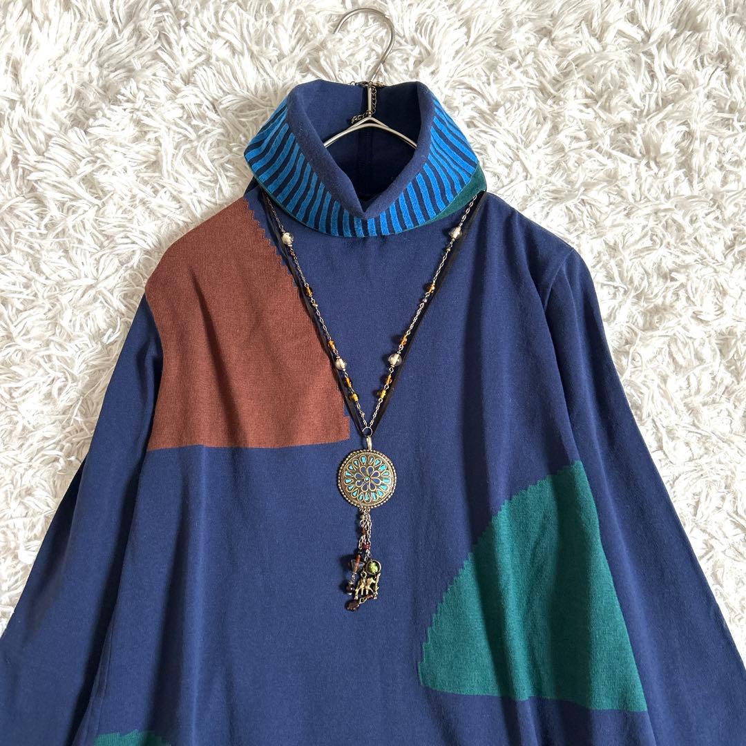 極美品⁂センソユニコ⁂アンキチ⁂タートルネックプルオーバー　ややロング　総柄　M