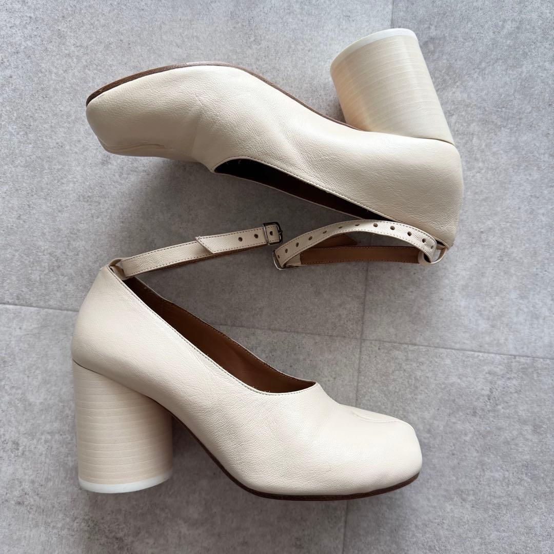 メゾンマルジェラ　Tabi アンクルストラップ　ヒール　パンプス　レザー　37