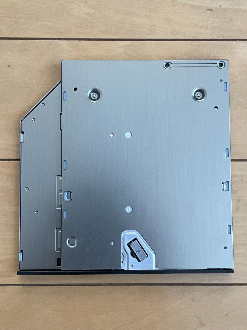 ほぼ新品 BDXL対応9.5mmブルーレイドライブ PanasonicUJ272