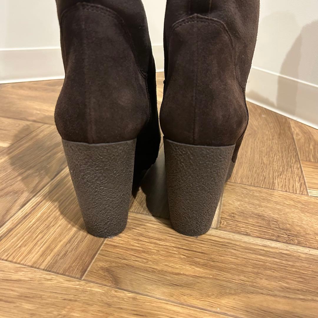 ✨未使用品✨FENDI フェンディ　ズッカ柄 FFロゴムートンブーツ　36