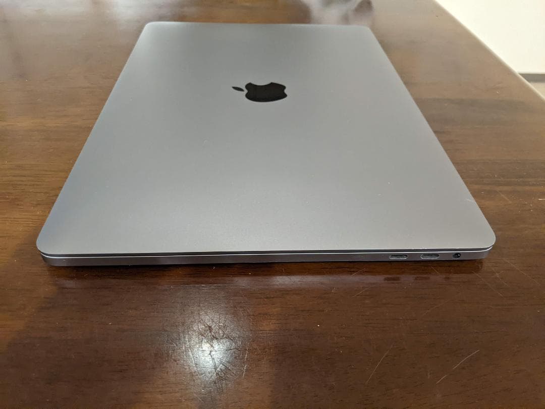 MacBook Pro 13インチ A1706（モニター故障）