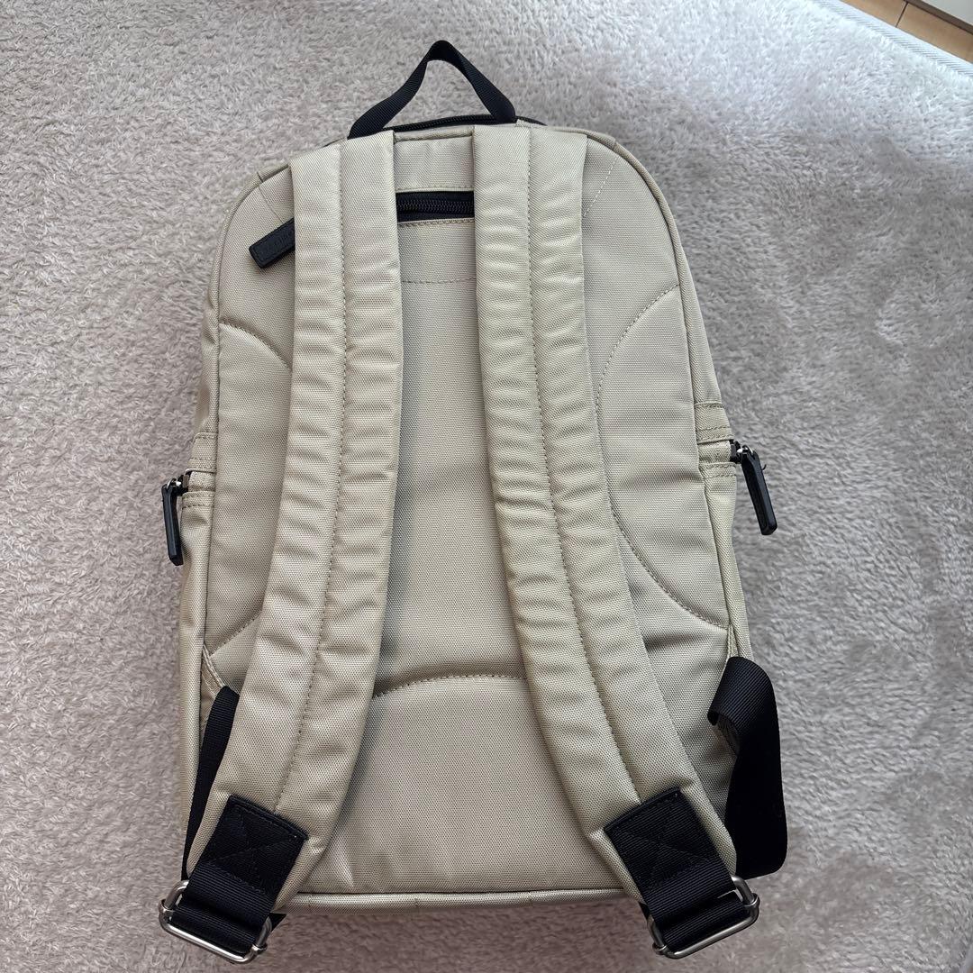 マリメッコ リュックmarimekko ベージュ METRO (メトロ)