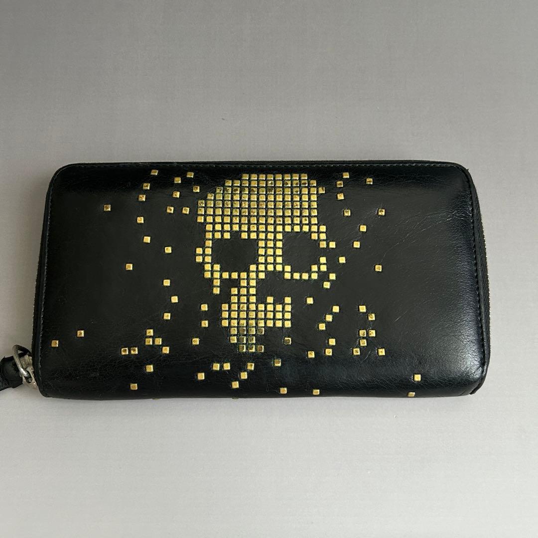 アレキサンダーマックイーン スタッズスカル 長財布 ラウンド ウォレット ドクロ
