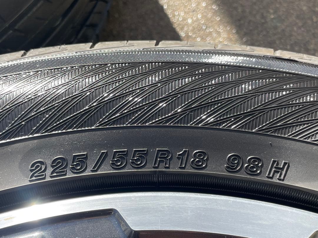 フォレスター　アドバンス ホイール・タイヤセット 18インチ、アドバンdBセット