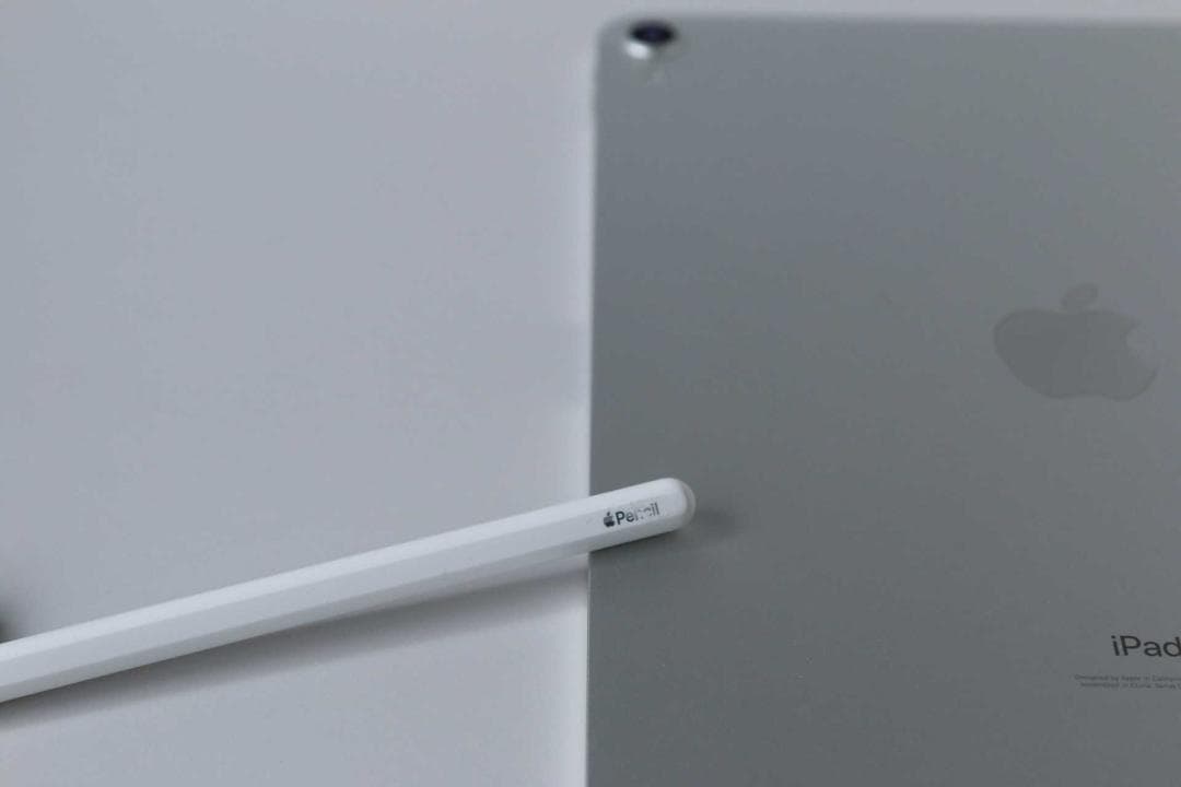 さ*ぃ様 ワンオーナー　iPadPro 11インチ　2018　64G　シルバー